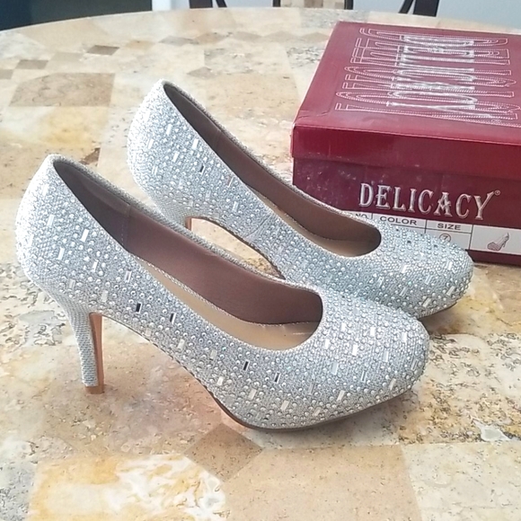Delicacy Shoes - Silver Rhinestone Heels Size 7